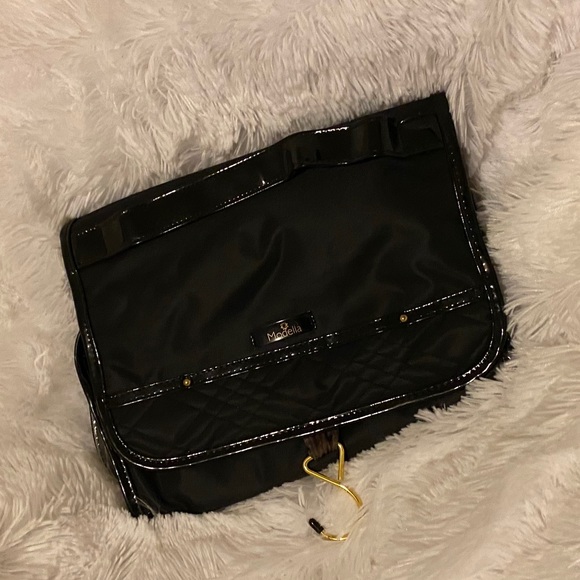 Modella Travel Case - Picture 2 of 6